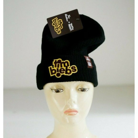 Black Embroidered Beanie Hat 